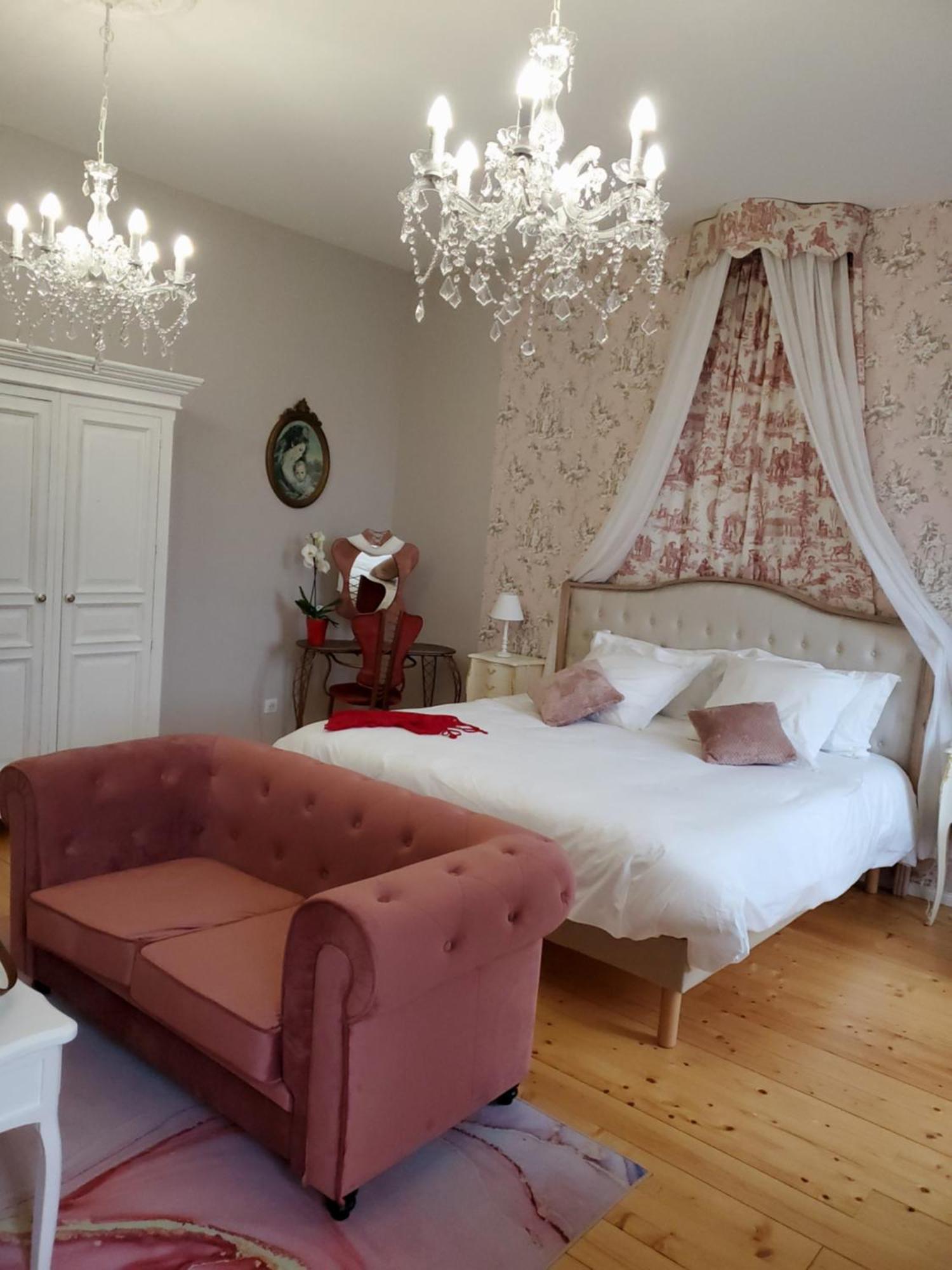 Bed and Breakfast Domaine De La Gemoliere à Gémozac Extérieur photo