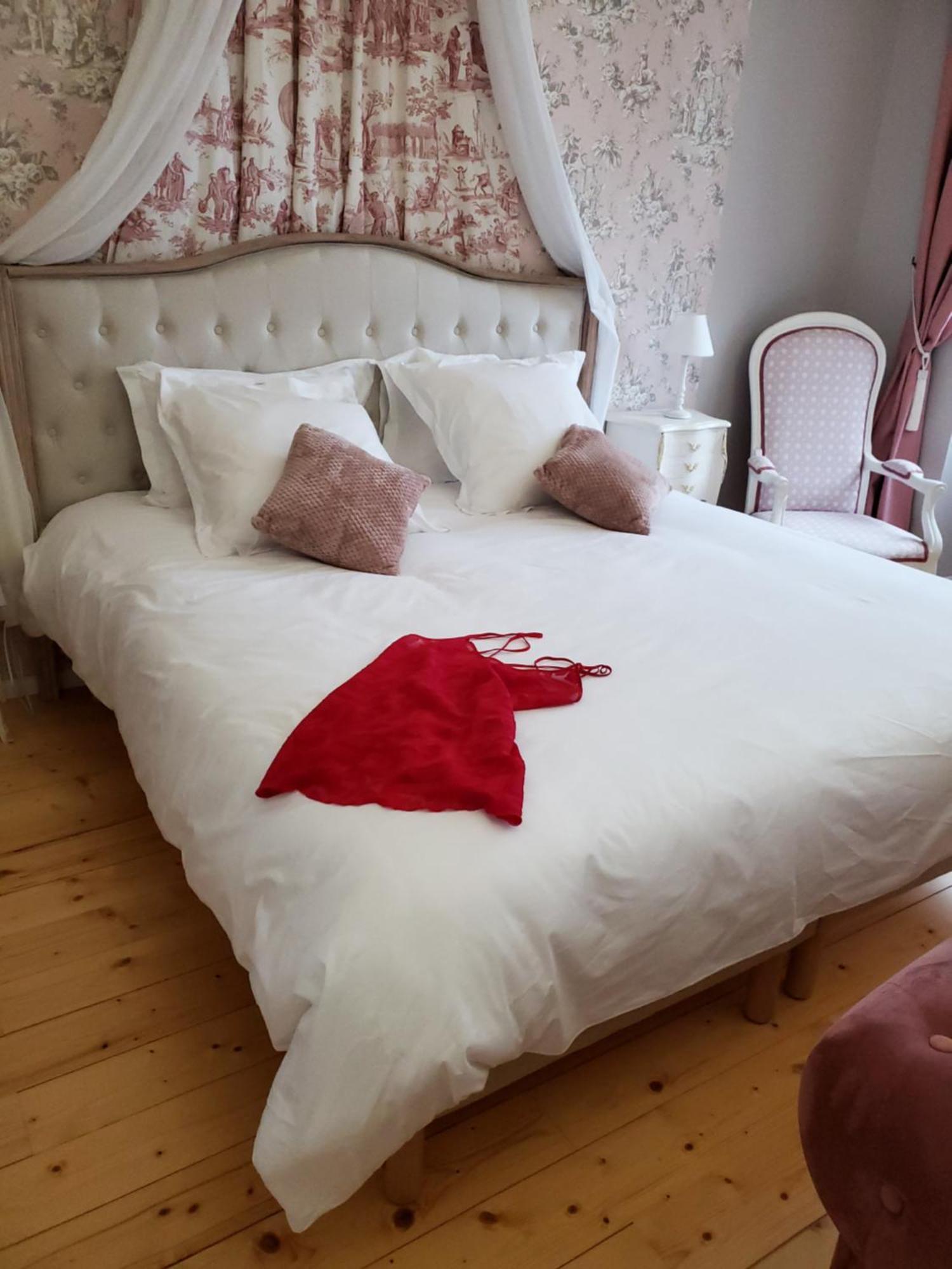 Bed and Breakfast Domaine De La Gemoliere à Gémozac Extérieur photo