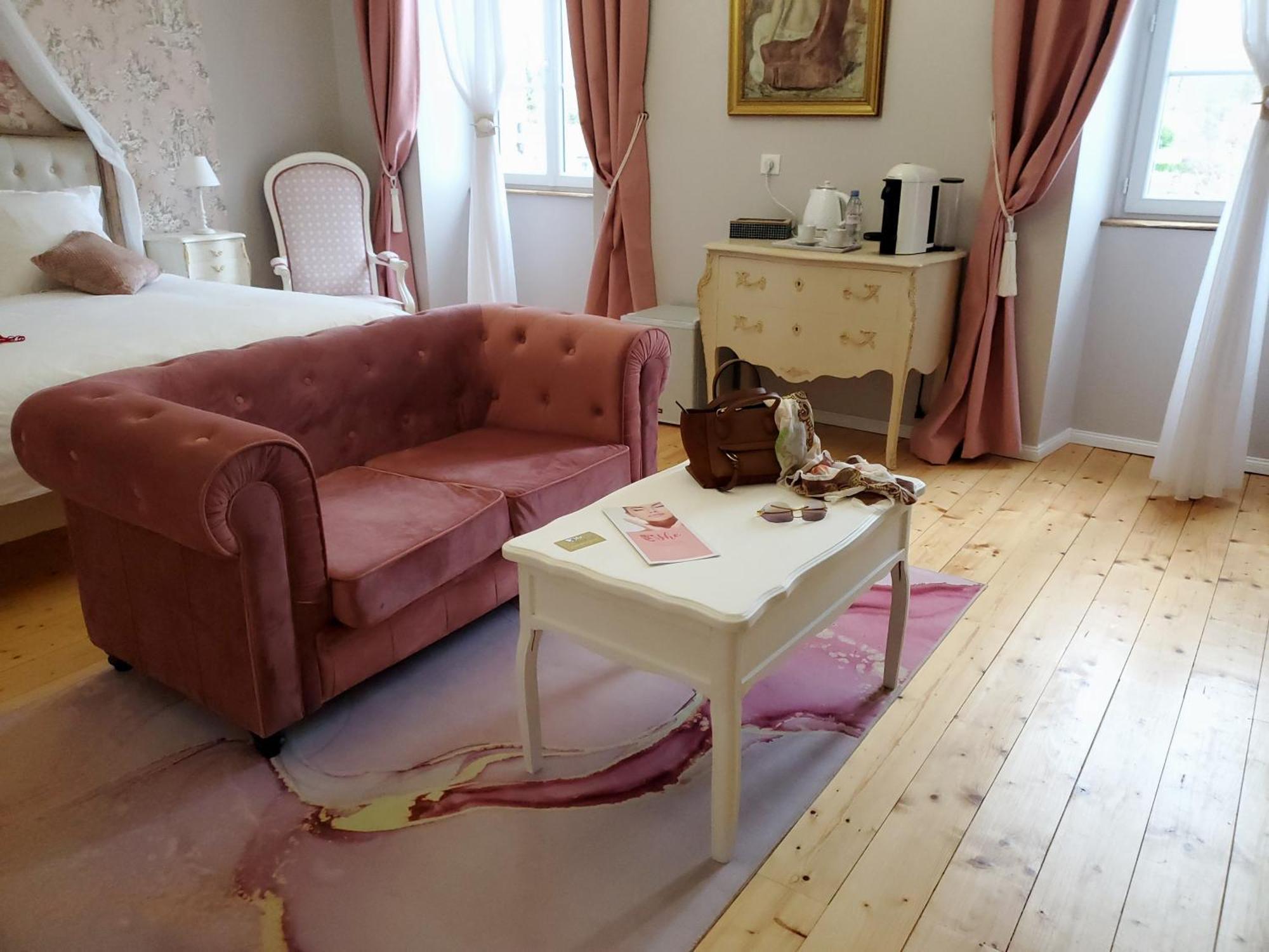 Bed and Breakfast Domaine De La Gemoliere à Gémozac Extérieur photo